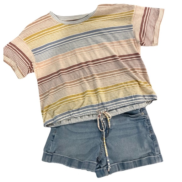 American Eagle Striped Top - Picture 2 of 6